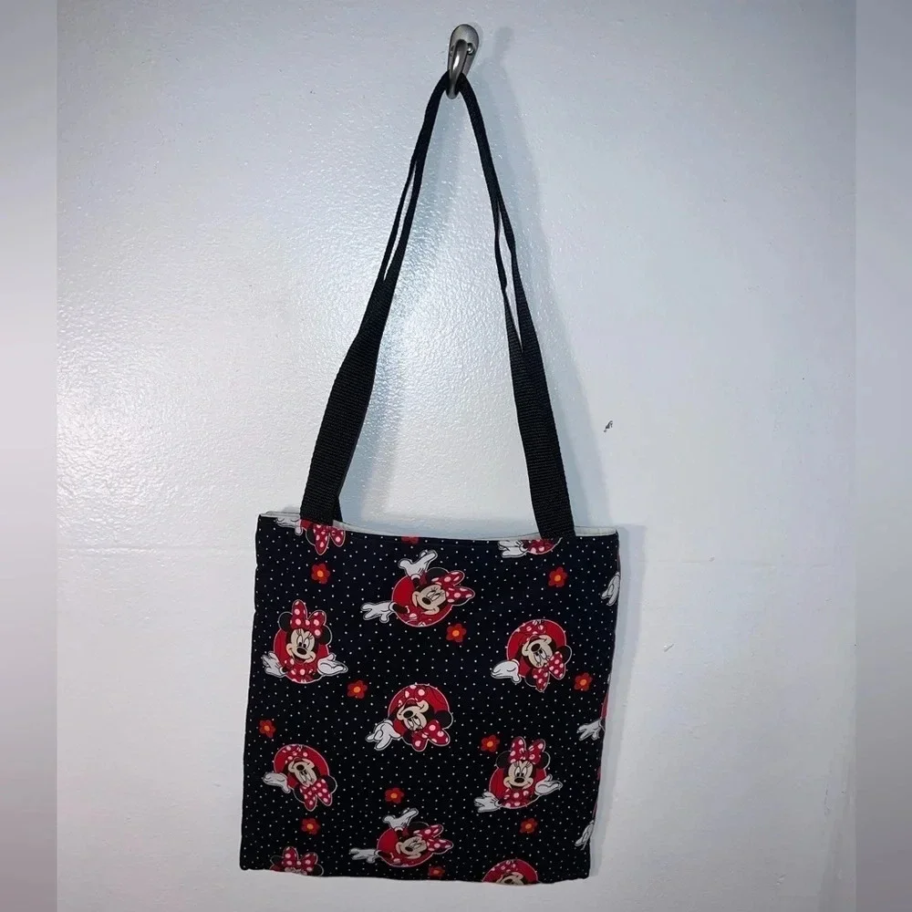 Children’s tote Minnie Mouse print, with two outer pockets, one zip pouch pocket